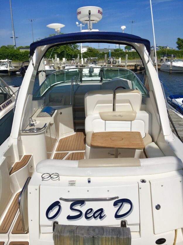 2010-sea-ray-330-sundancer-power-9440381-20240622144253039-1_XLARGE.jpg